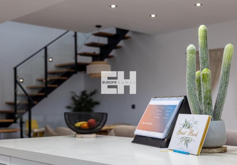 Herverkoop - villa - Dolores - Costa Blanca