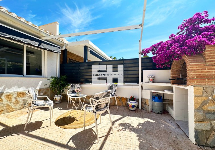 Herverkoop - town house - Orihuela Costa - Costa Blanca