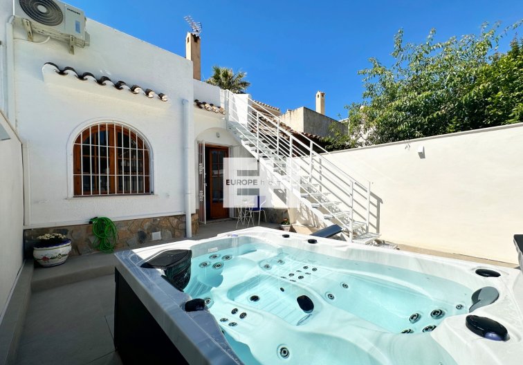 Herverkoop - town house - Orihuela Costa - Costa Blanca