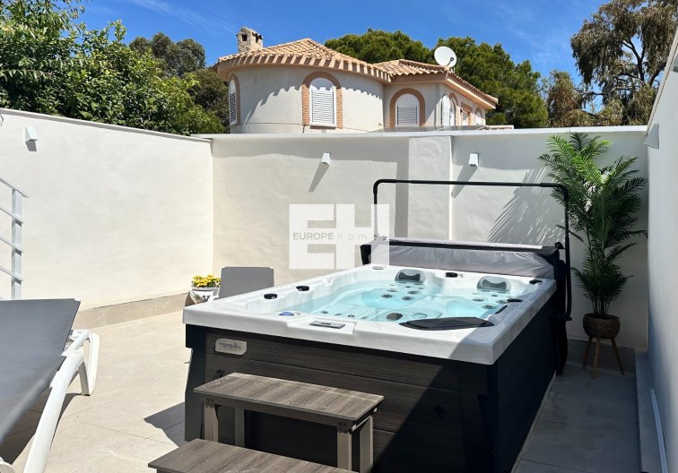Herverkoop - town house - Orihuela Costa - Costa Blanca