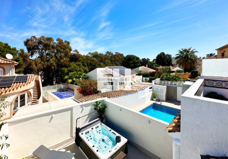 Herverkoop - town house - Orihuela Costa - Costa Blanca
