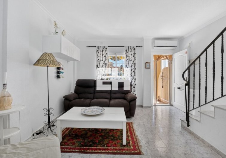 Wiederverkauf - town house - Torrevieja - Aguas Nuevas