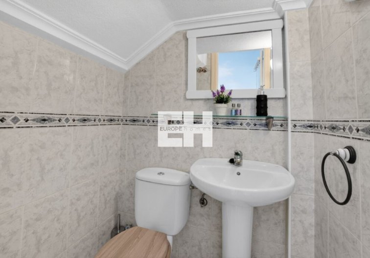 Wiederverkauf - town house - Torrevieja - Aguas Nuevas