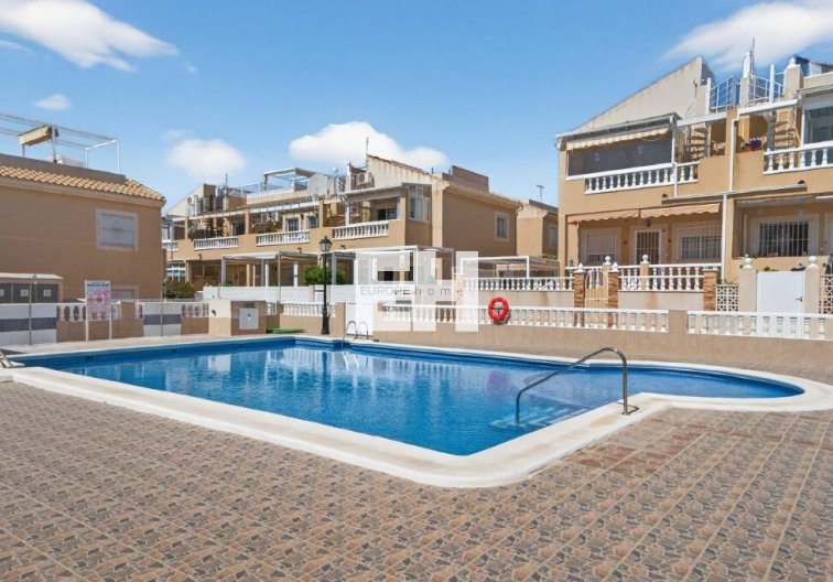 Wiederverkauf - town house - Torrevieja - Aguas Nuevas