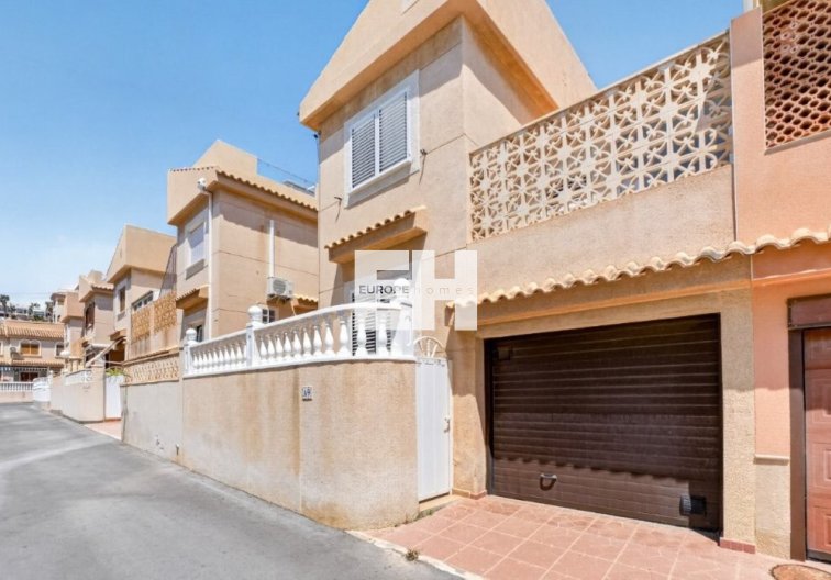 Resale - town house - Torrevieja - Cabo Cervera