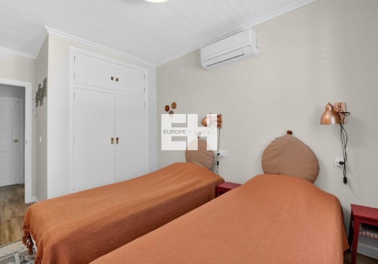 Resale - town house - Torrevieja - Cabo Cervera
