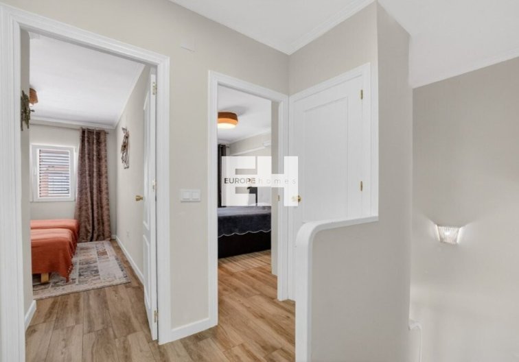 Resale - town house - Torrevieja - Cabo Cervera