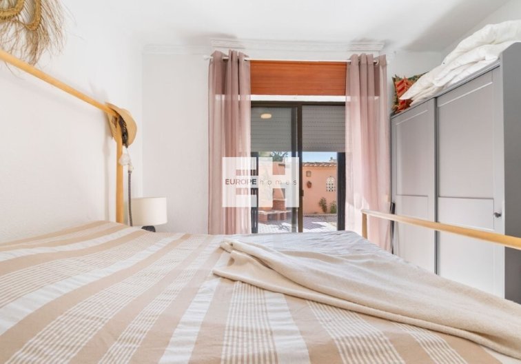 Revente - Appartement - Torrevieja - La Rosaleda