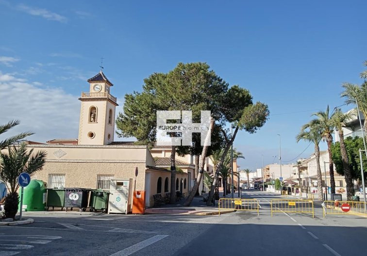 Segunda mano - Semi Detached - Los Montesinos - PUEBLO CENTRO
