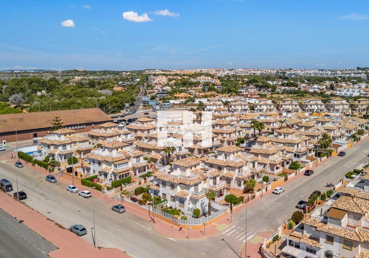 Revente - Quad House - Cabo Roig - Costa Blanca