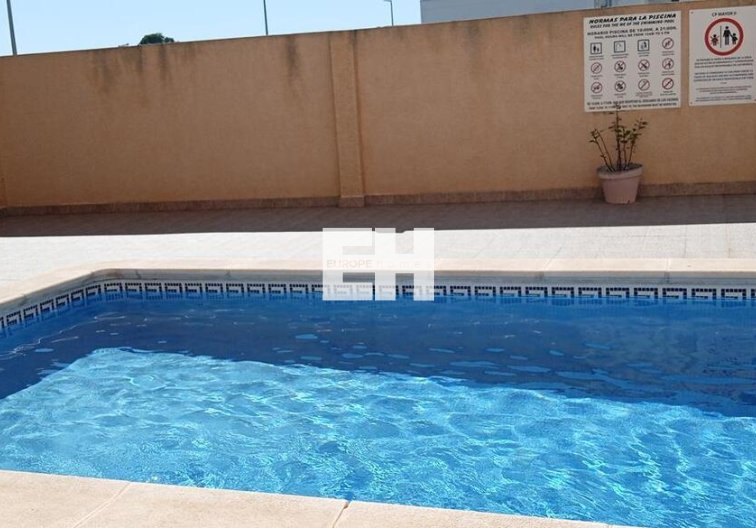 Segunda mano - Apartamento  - Los Montesinos - PUEBLO CENTRO