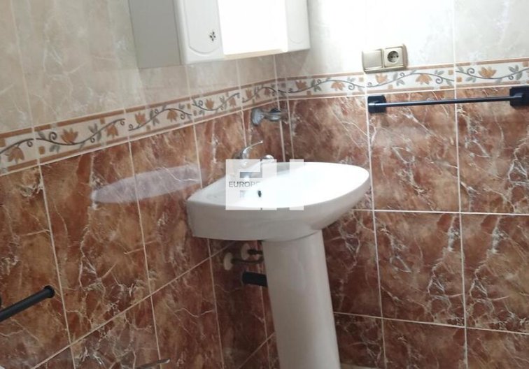 Segunda mano - Apartamento  - Los Montesinos - PUEBLO CENTRO