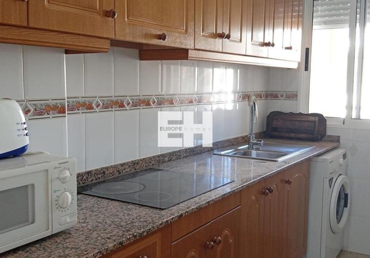 Segunda mano - Apartamento  - Los Montesinos - PUEBLO CENTRO