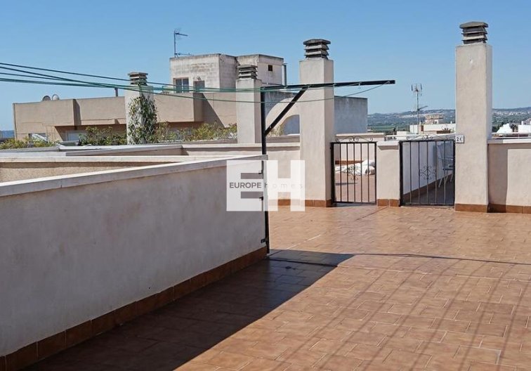 Segunda mano - Apartamento  - Los Montesinos - PUEBLO CENTRO