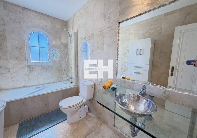 Resale - villa - Las Ramblas Golf - Inland