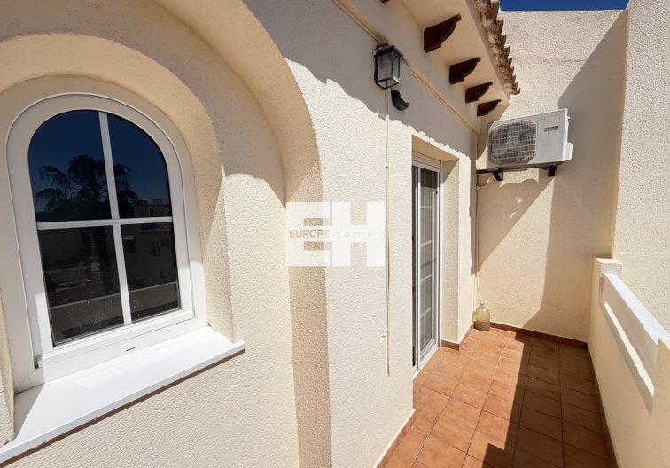 Resale - villa - Las Ramblas Golf - Inland