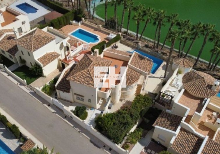 Segunda mano - villa - Orihuela Costa - Costa Blanca