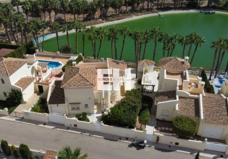 Segunda mano - villa - Orihuela Costa - Costa Blanca