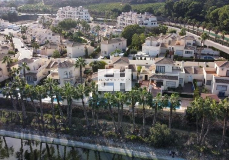 Segunda mano - villa - Orihuela Costa - Costa Blanca