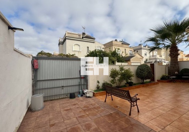 Revente - villa - Torrevieja - Costa Blanca