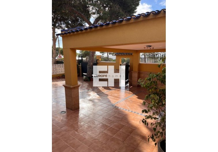 Wiederverkauf - Semi Detached - Orihuela Costa - Punta Prima