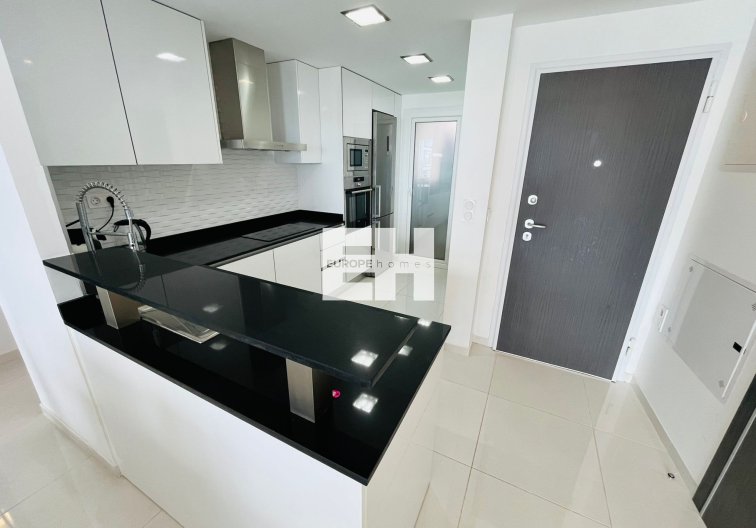 Resale - Apartment - Punta Prima - Costa Blanca