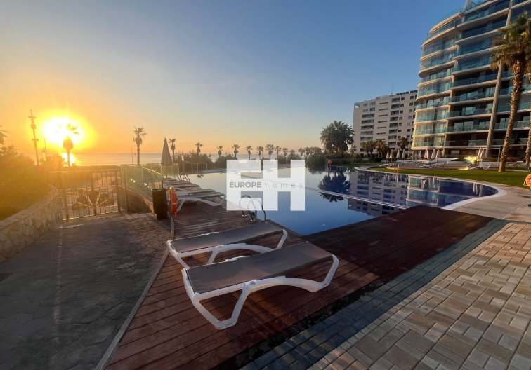 Resale - Apartment - Punta Prima - Costa Blanca