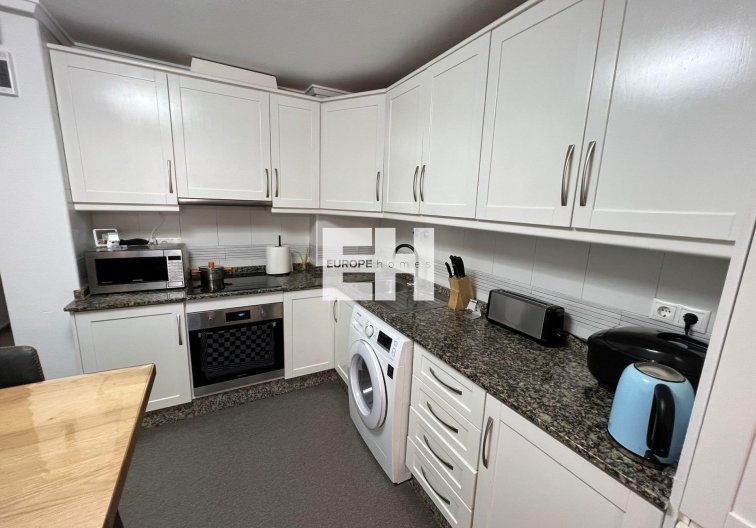 Wiederverkauf - Wohnung - Torrevieja - Centro