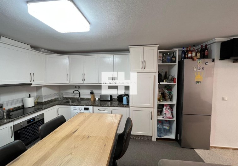 Wiederverkauf - Wohnung - Torrevieja - Centro