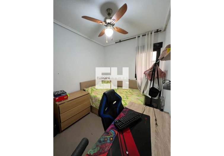 Wiederverkauf - Wohnung - Torrevieja - Centro