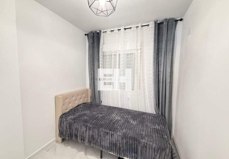 Resale - Apartment - Torrevieja