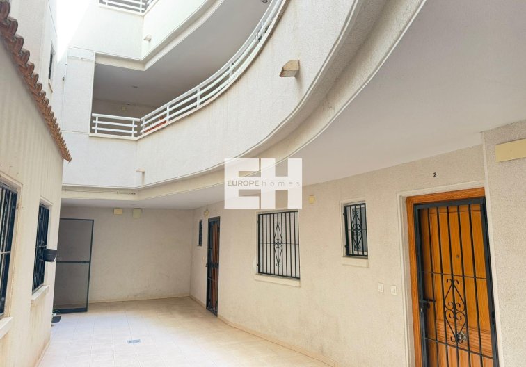 Resale - Apartment - Torrevieja