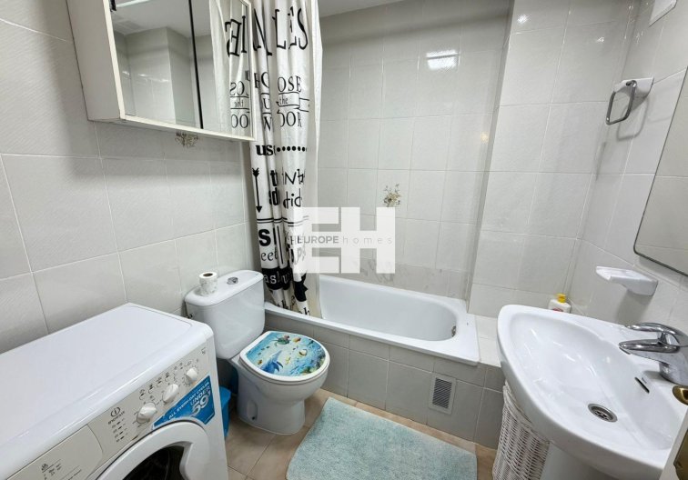 Wiederverkauf - Wohnung - Torrevieja - Centro