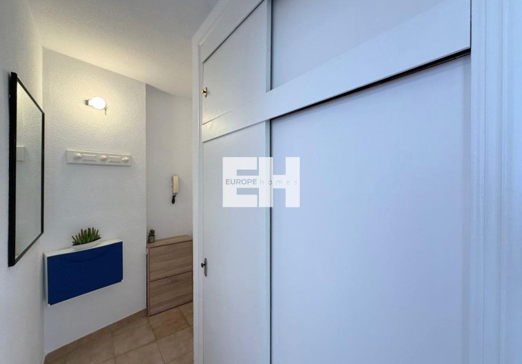 Wiederverkauf - Wohnung - Torrevieja - Centro