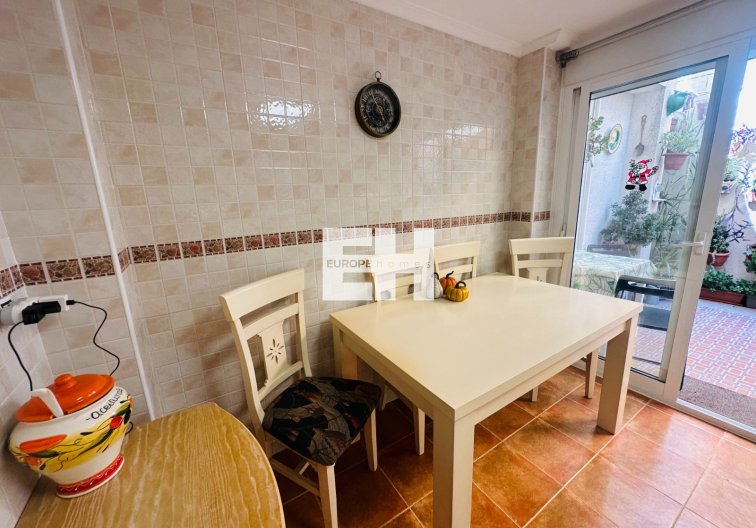 Resale - town house - Jacarilla - Inland