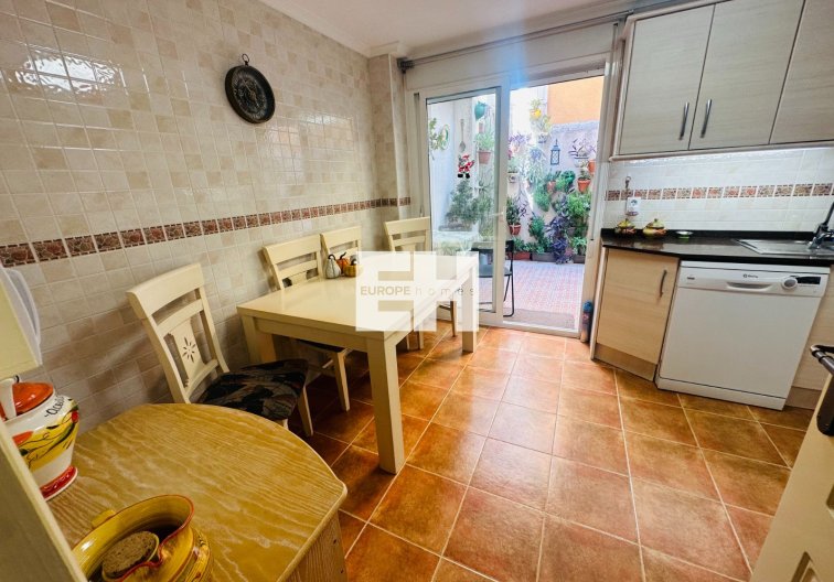 Resale - town house - Jacarilla - Inland