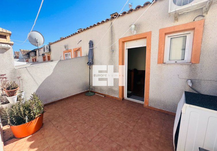Resale - town house - Jacarilla - Inland
