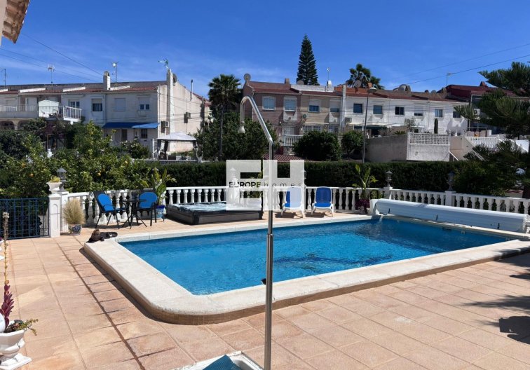 Herverkoop - Semi Detached - Torrevieja - Los Balcones 