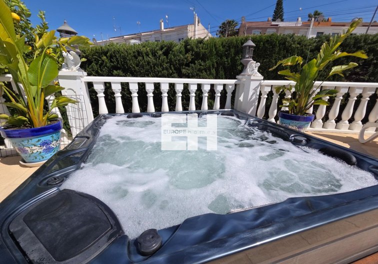 Herverkoop - Semi Detached - Torrevieja - Los Balcones 