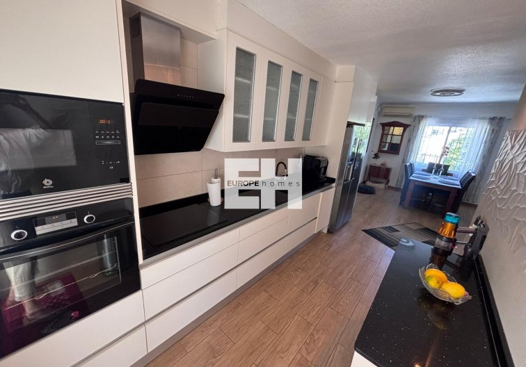 Herverkoop - Semi Detached - Torrevieja - Los Balcones 