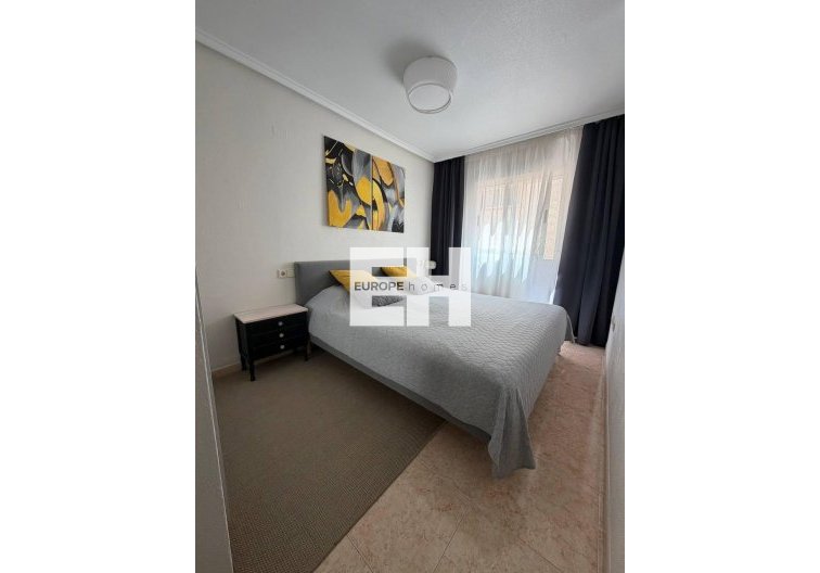 Wiederverkauf - Wohnung - Torrevieja - Centro