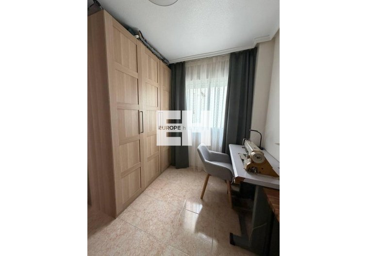Wiederverkauf - Wohnung - Torrevieja - Centro