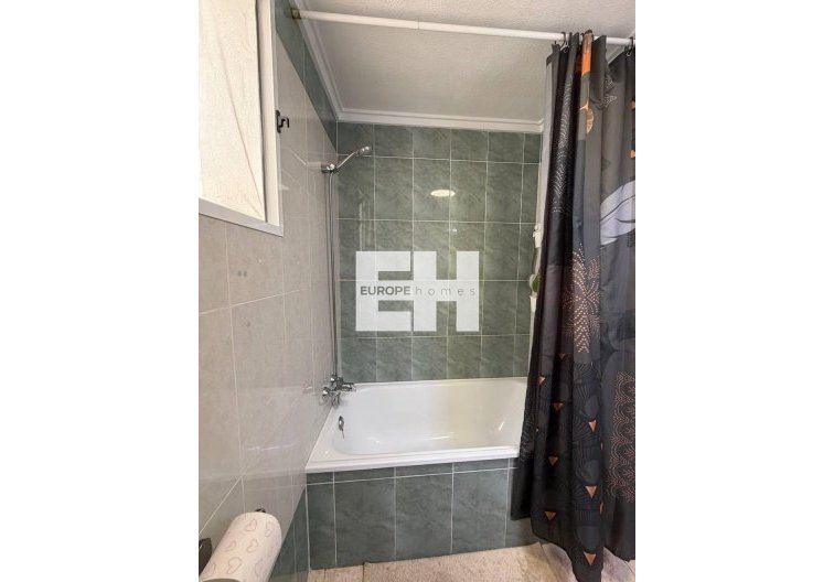 Wiederverkauf - Wohnung - Torrevieja - Centro