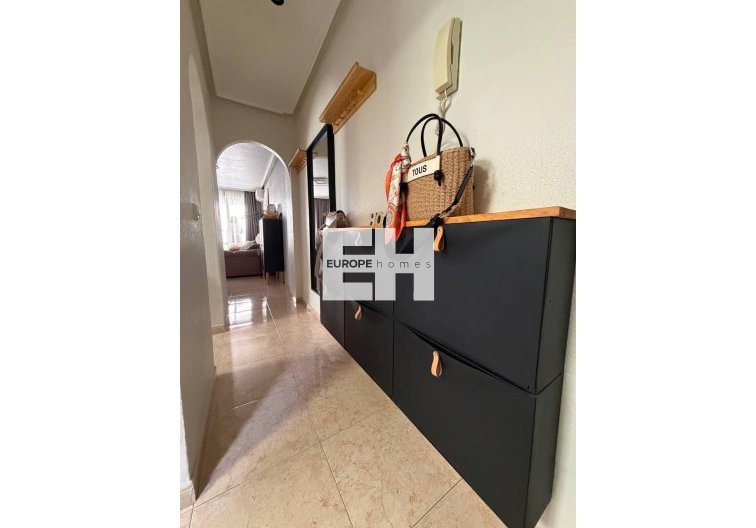 Wiederverkauf - Wohnung - Torrevieja - Centro