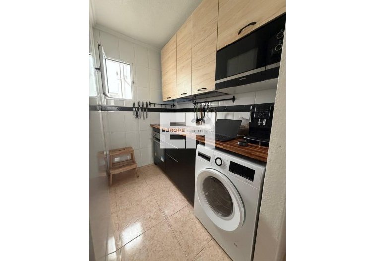 Wiederverkauf - Wohnung - Torrevieja - Centro