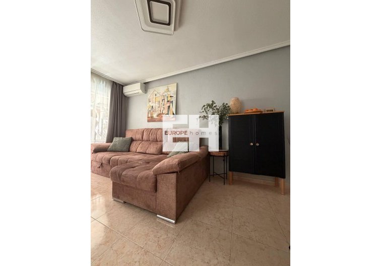 Wiederverkauf - Wohnung - Torrevieja - Centro