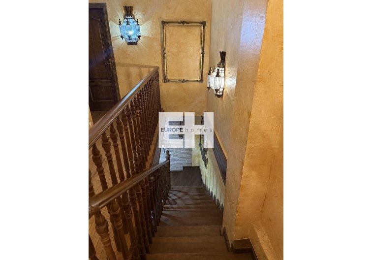 Resale - town house - Torrevieja