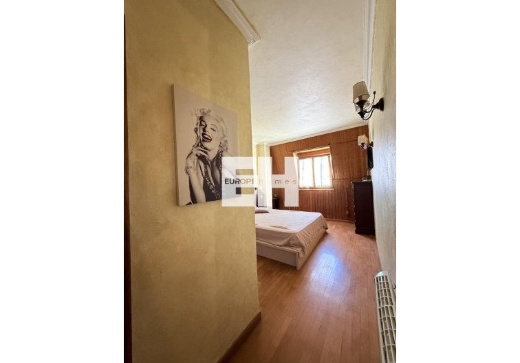 Resale - town house - Torrevieja