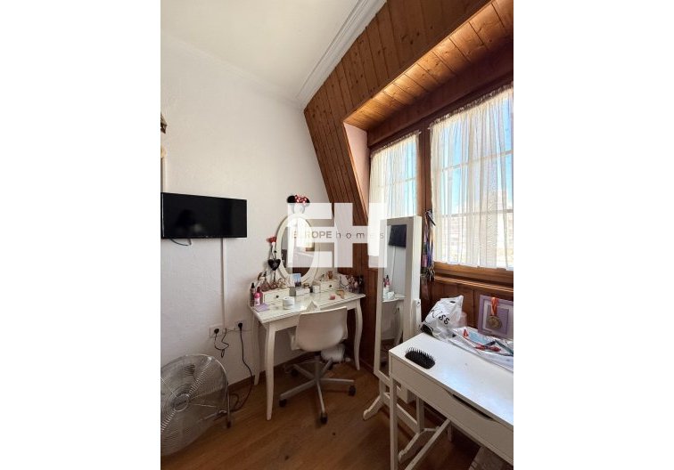 Resale - town house - Torrevieja