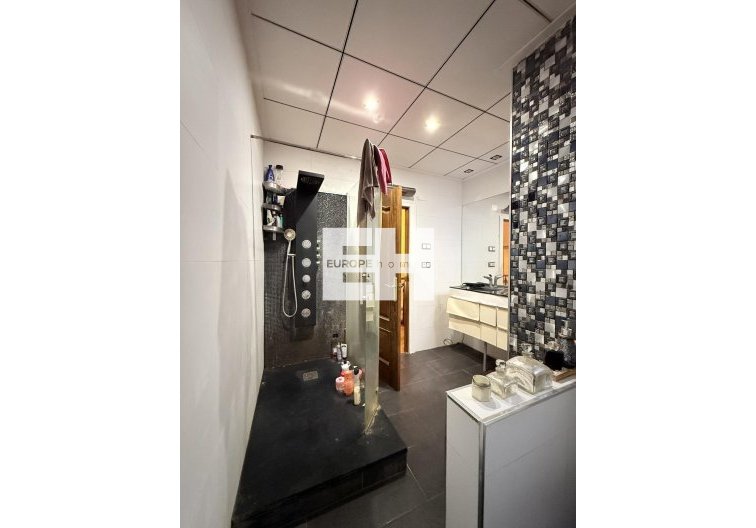 Resale - town house - Torrevieja